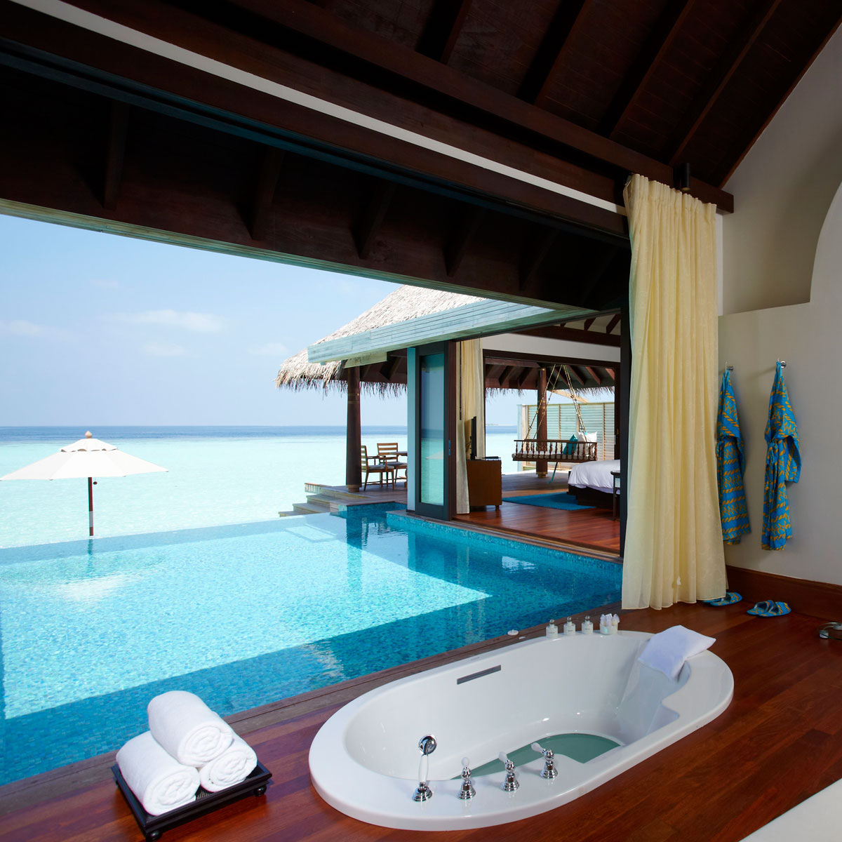 best villas to hire in the maldives Anantara Kihavah